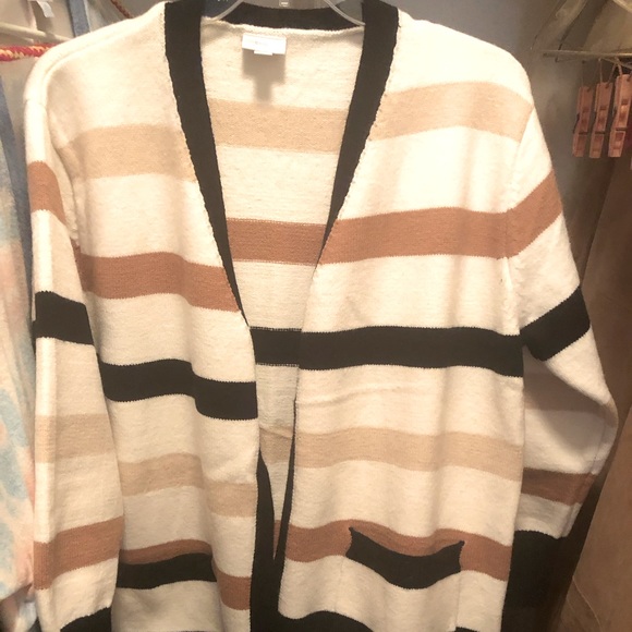 LuLaRoe Sweaters - LuLaRoe Peyton Striped Cardigan XL NWT